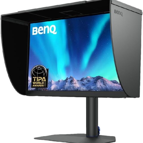 BENQ SW272U 27-Inch 4K 90W USB-C Photographer MacBook/Windows Compatible Monitor, 99% Adobe RGB, 100% sRGB, TUV Anti-Reflection Cert, 1.07 Billion Colors, 16-Bit 3D LUT, Wireless Hotkey Puck - Zapcart Technology Qatar